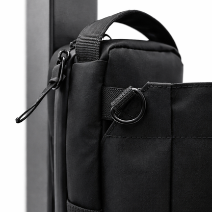 Magnetic Gym Bag - Keep Your Items Off The Floor